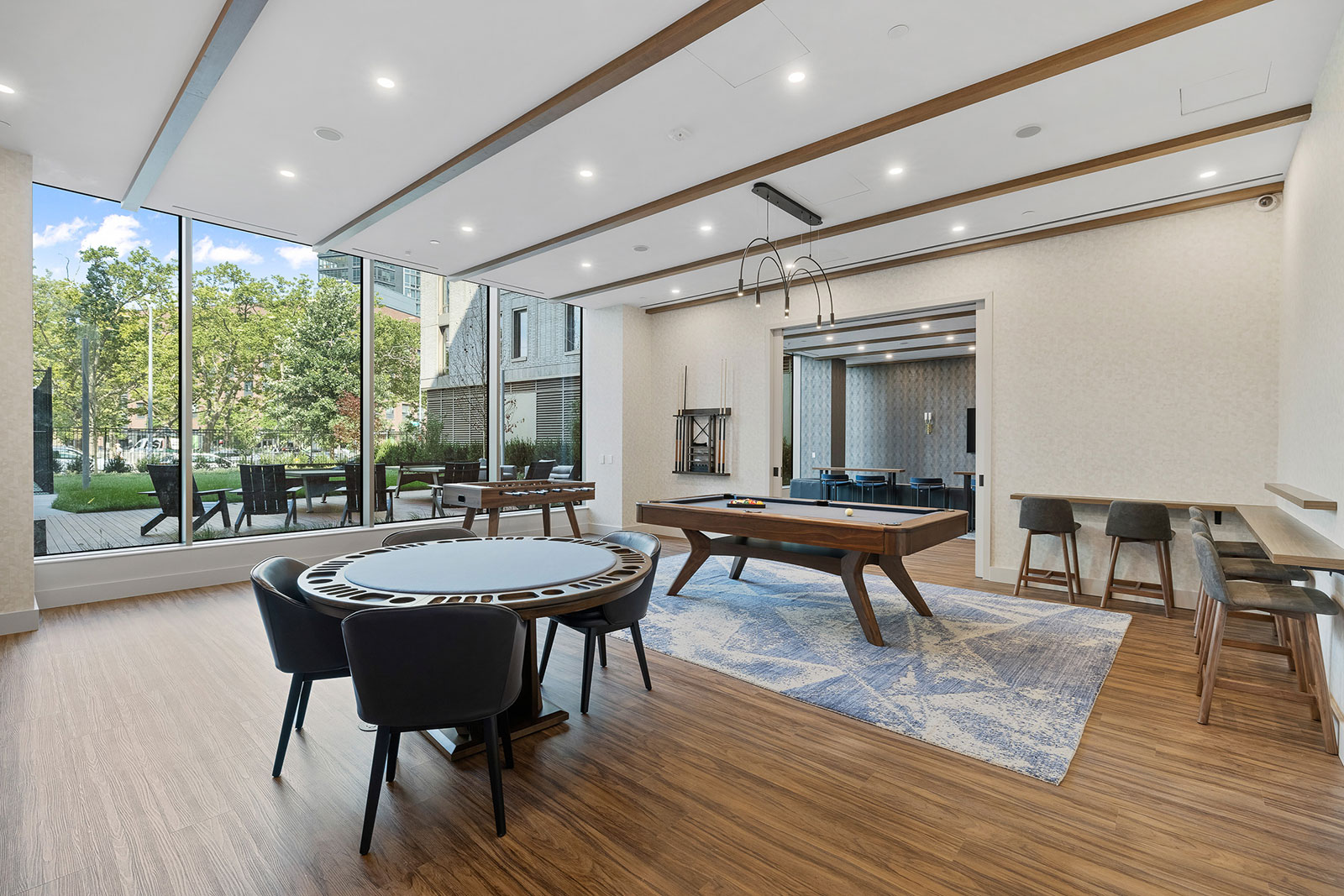 Greenpoint-Central Amenities