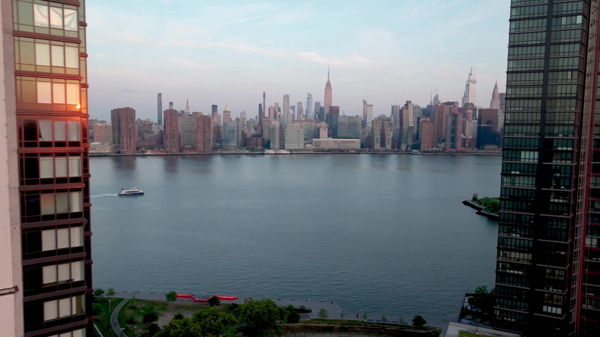 Greenpoint Central | Luxury Apartments for Rent in Greenpoint Brooklyn